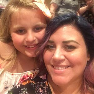 Meet your Posher, Dana